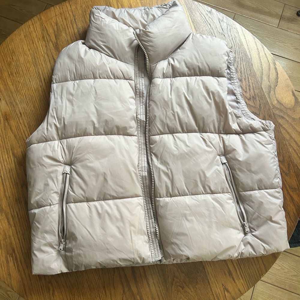 OLD NAVY PUFFER VEST